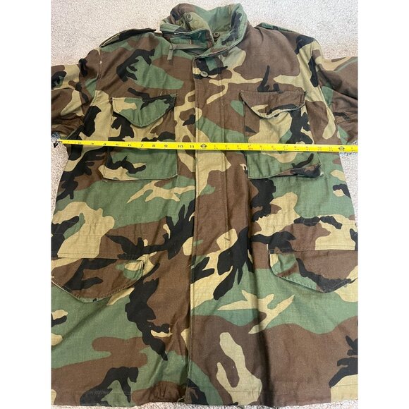 Vtg Military Field Woodland Camo Jacket Pockets Mens L Rugged Cold Weather Army - Picture 3 of 6